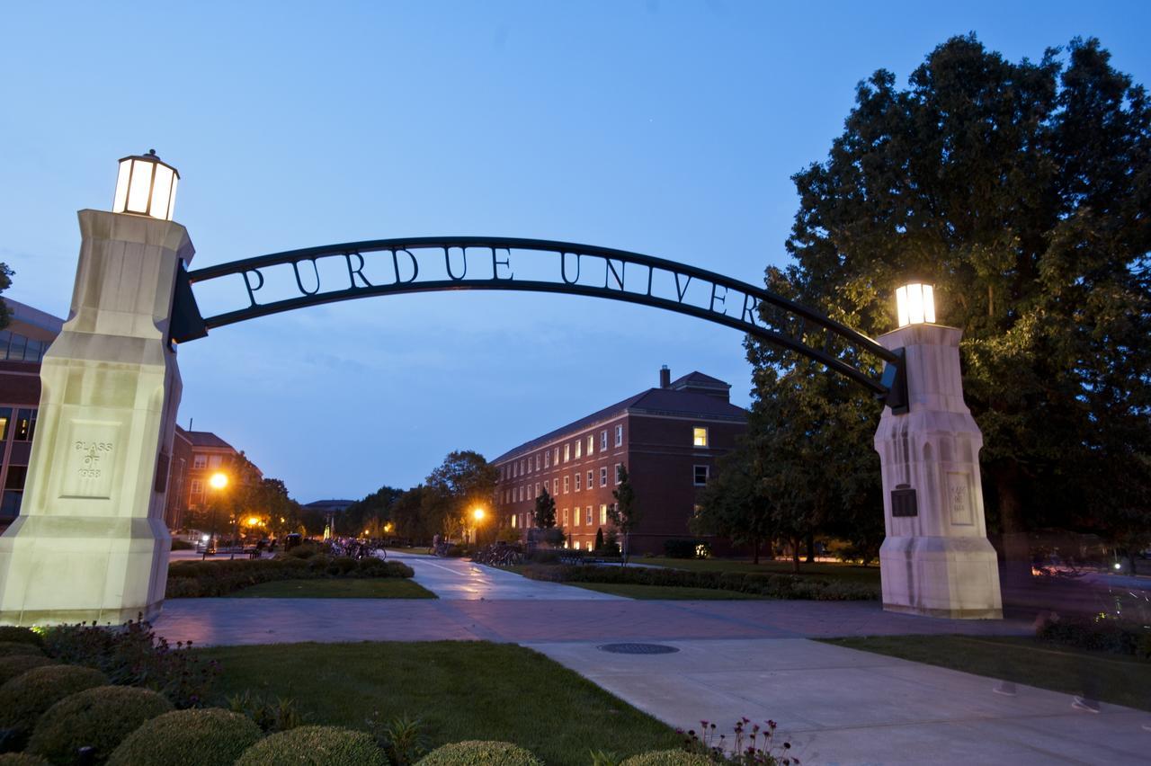 Union Club Hotel Purdue West Lafayette Exterior photo